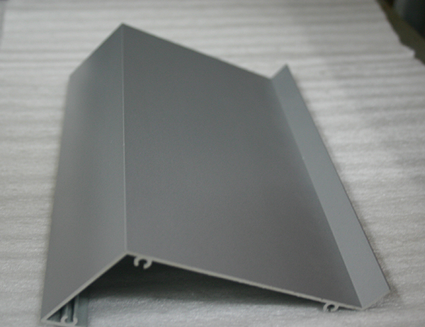 Flurocarbon coating aluminum profiles